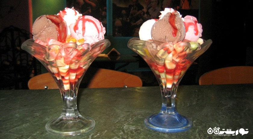 رستوران کافه و بیسترو جیمینو شهر کوش آداسی 